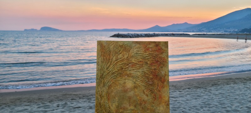 フォルミアのTortugaのビーチとマッジーフランチェスコの絵画　太陽の木　イタリア人現代アーティス
